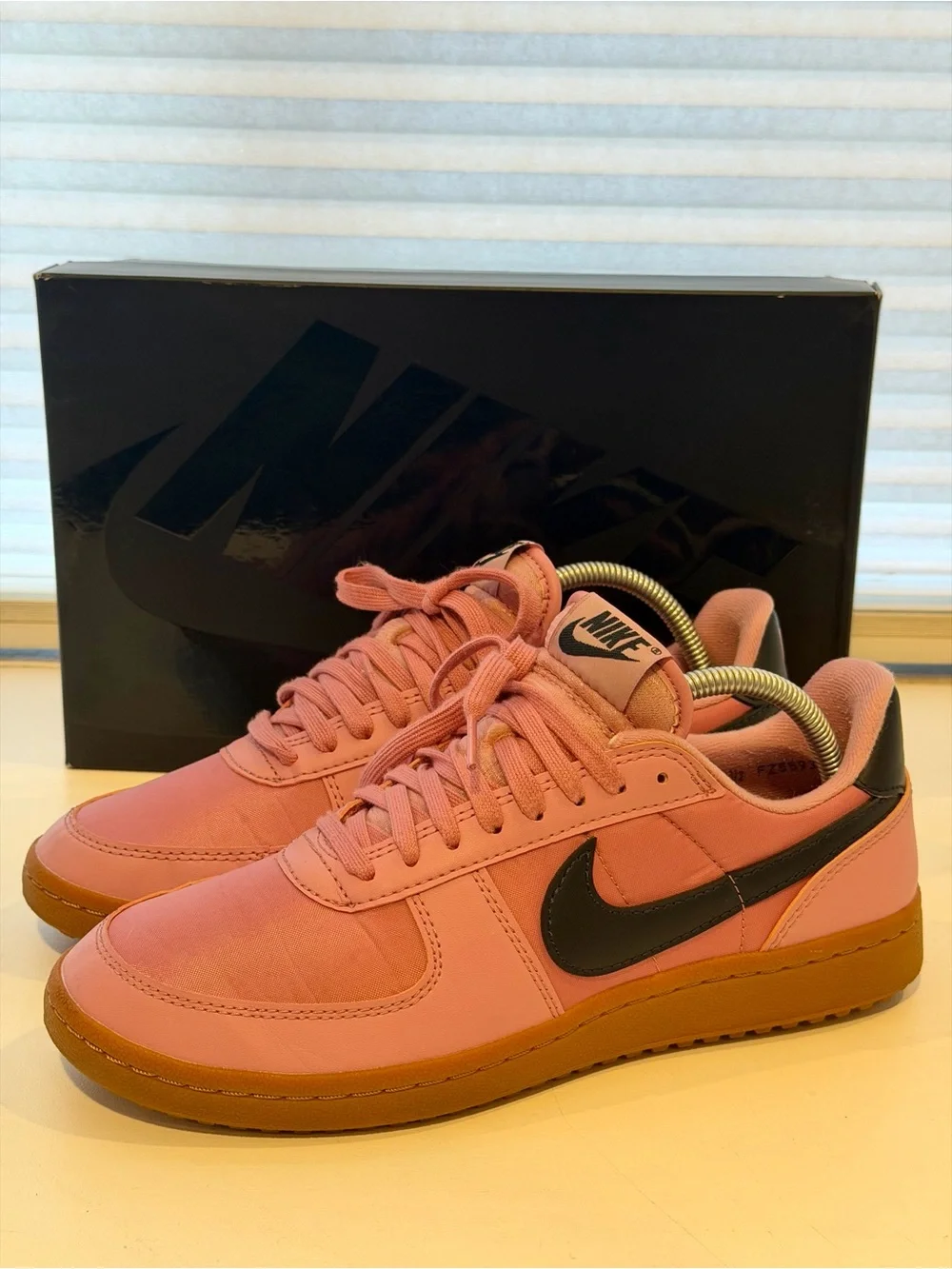 Nike Women’s Field General Pink Sneakers Gum Sole Elemental Pink Obsidian Swoosh - Picture 2 of 7